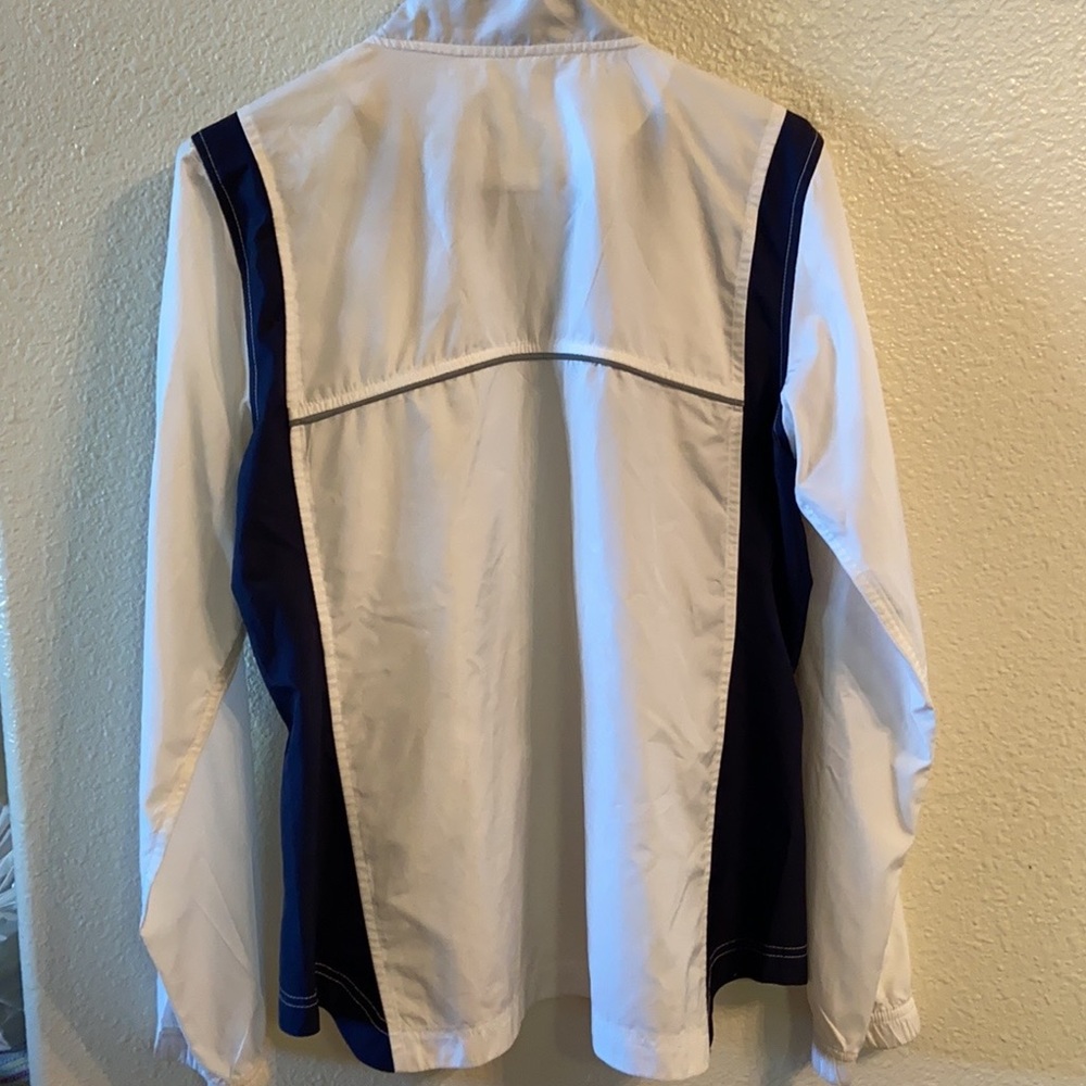 Aerie Fit windbreaker - Picture 2 of 3